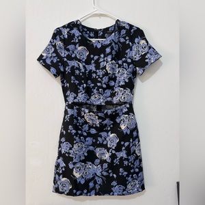 Forever 21 Lightweight Floral Structured Bodycon Mini Midriff Cutout Dress